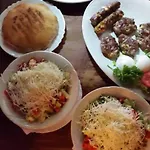 شقة Gostilna In Apartmaji Zlati Lev - *