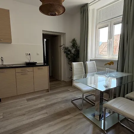 Gostilna In Apartmaji Zlati Lev - Appartement Maribor