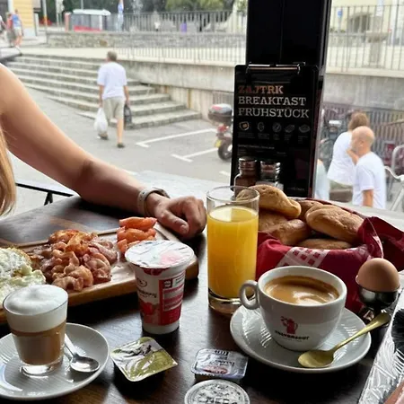 Appartement Gostilna In Apartmaji Zlati Lev - Maribor