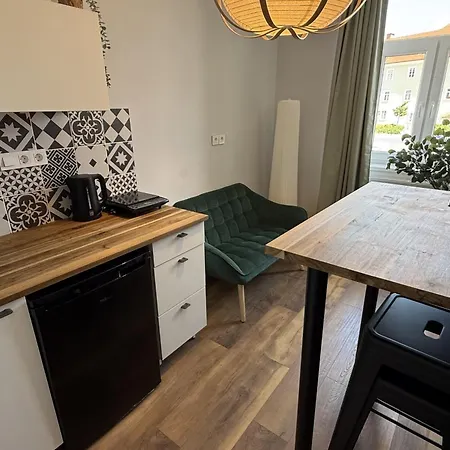 Gostilna In Apartmaji Zlati Lev - Appartement